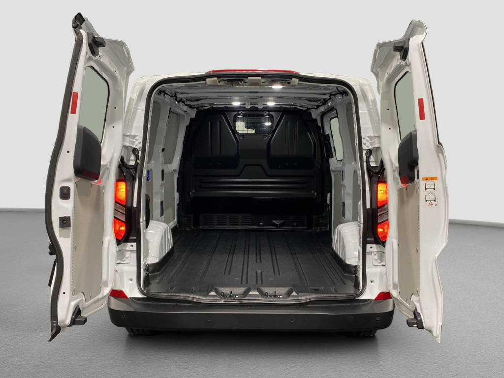 imho8269_2805754 vehicle image