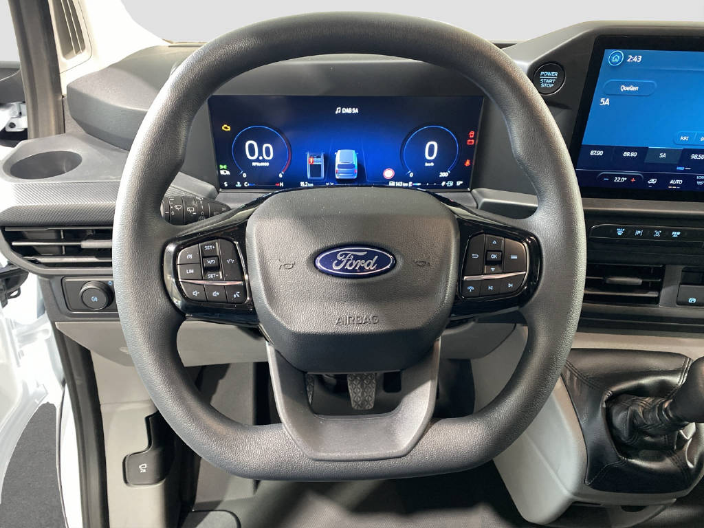 imho8269_2806316 vehicle image