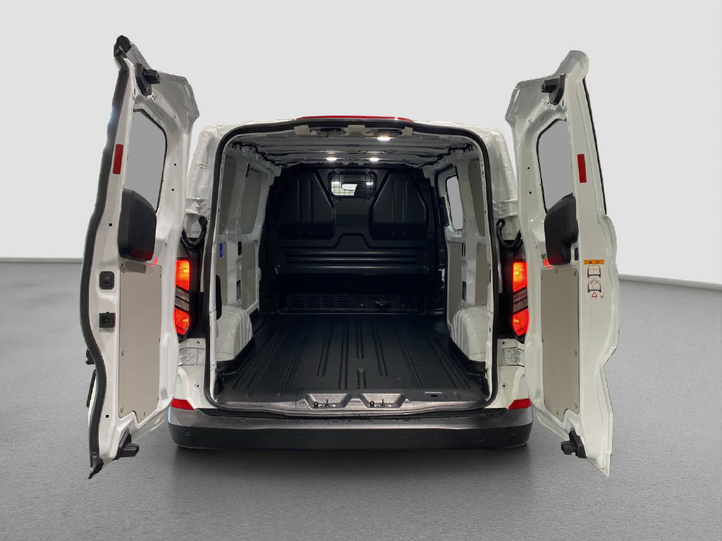 imho8269_2805757 vehicle image