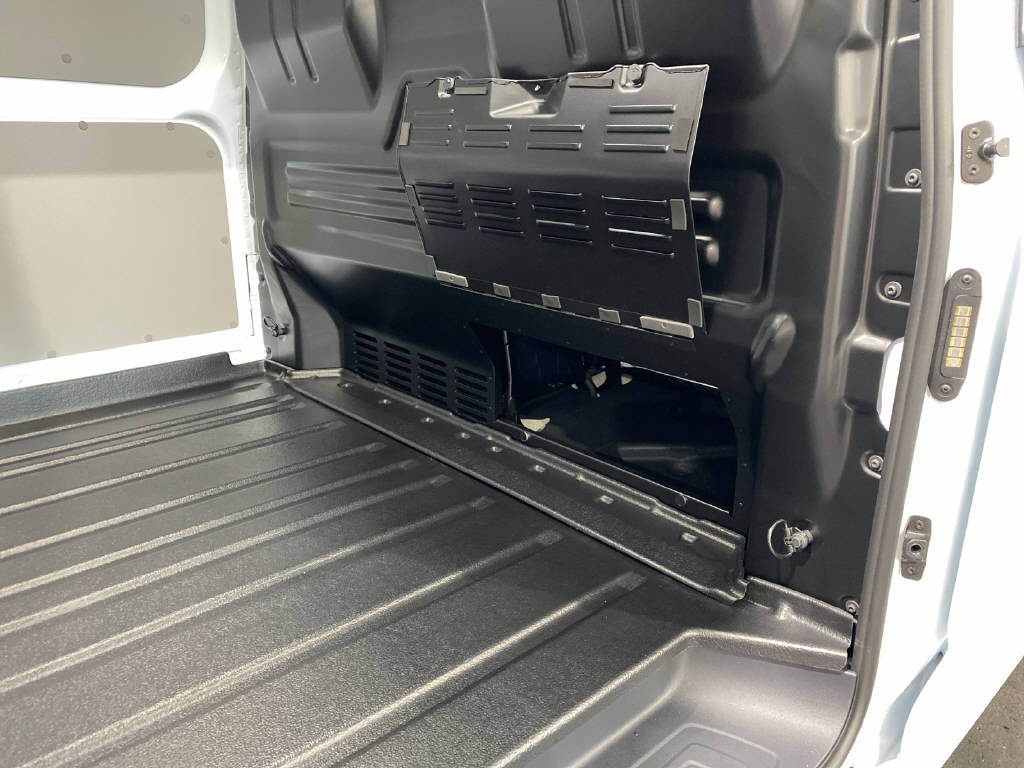 imho8269_2805757 vehicle image