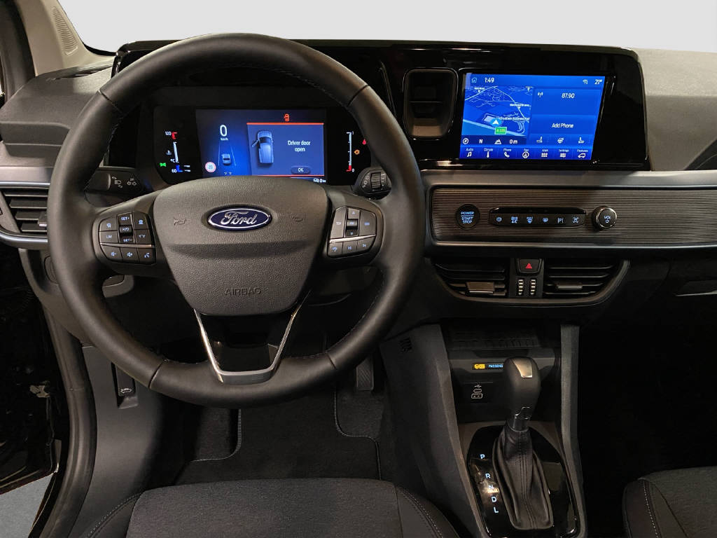 imho8269_2805759 vehicle image