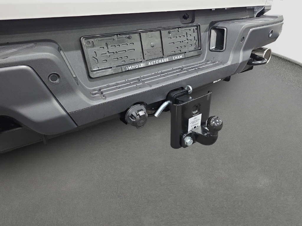 imho8269_2806320 vehicle image