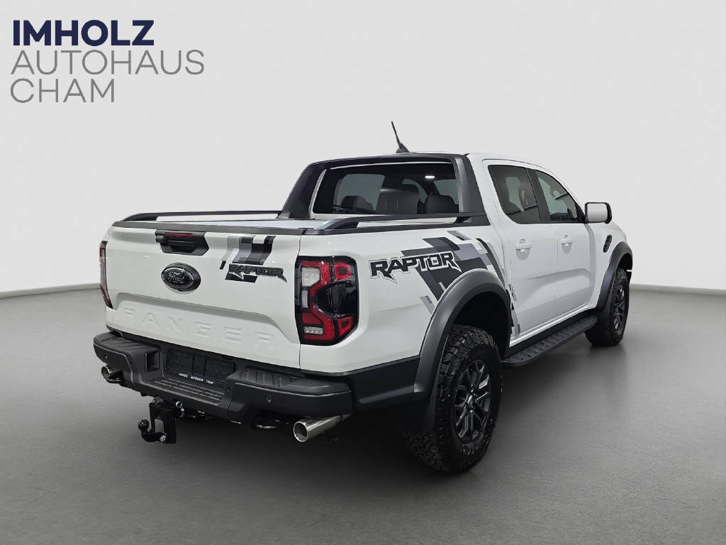 imho8269_2806320 vehicle image