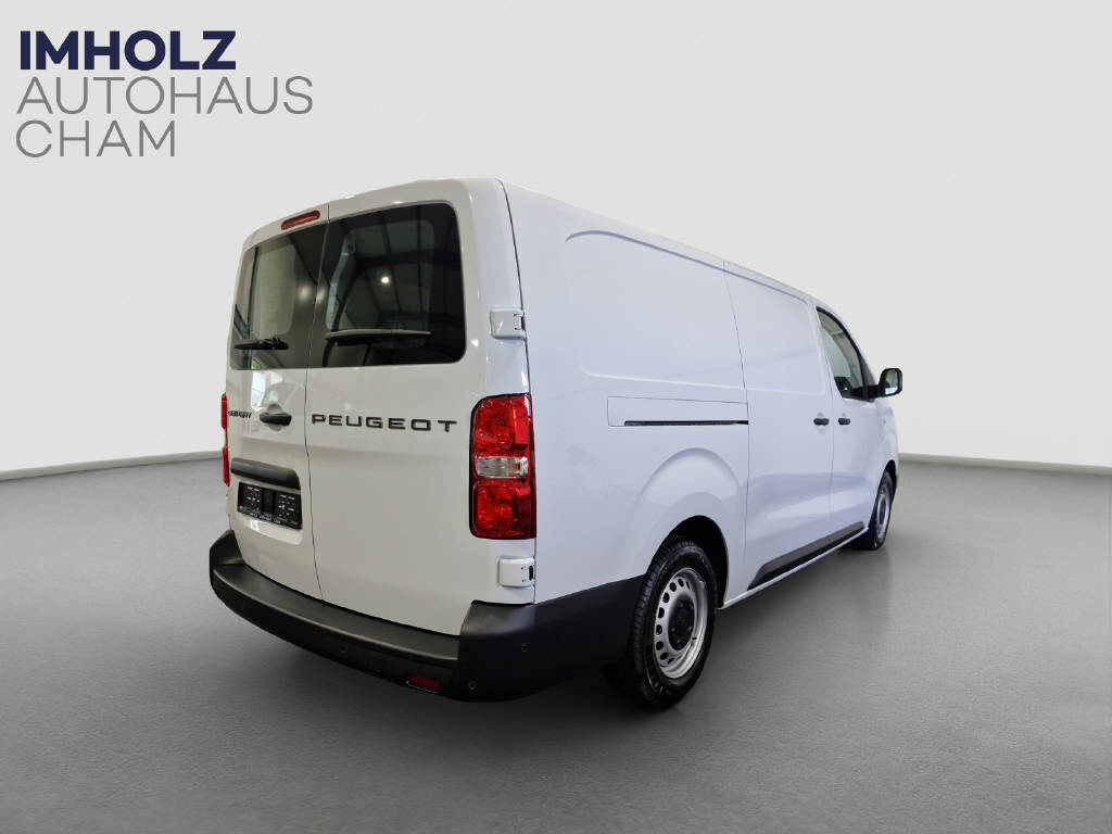 imho8269_2805762 vehicle image