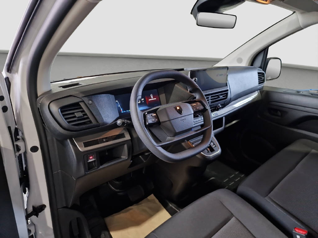 imho8269_2805762 vehicle image