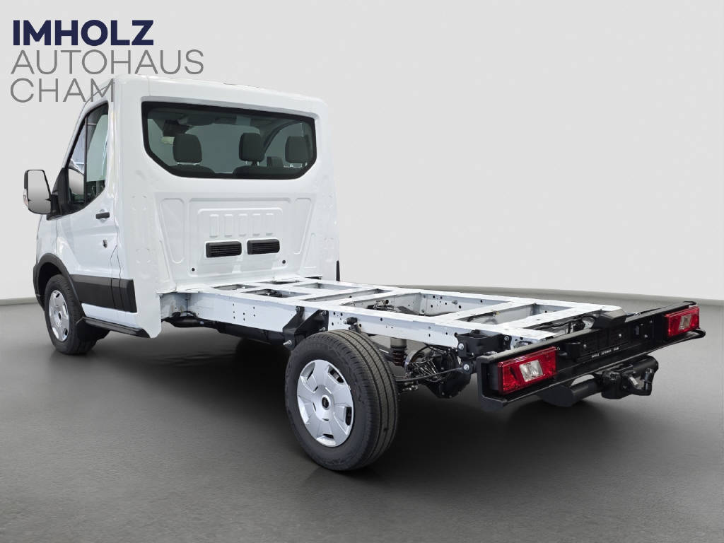 imho8269_2805764 vehicle image