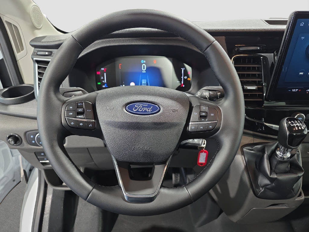 imho8269_2805764 vehicle image