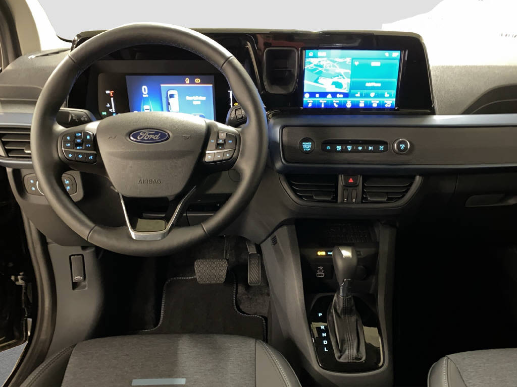 imho8269_2805765 vehicle image