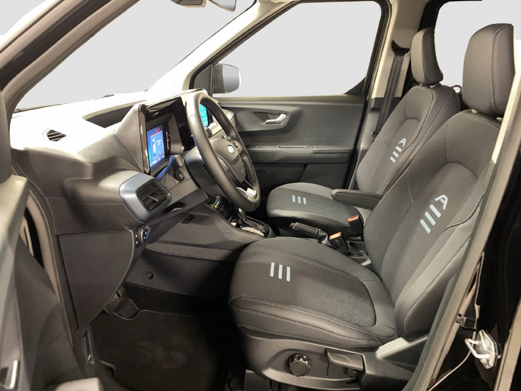 imho8269_2805765 vehicle image