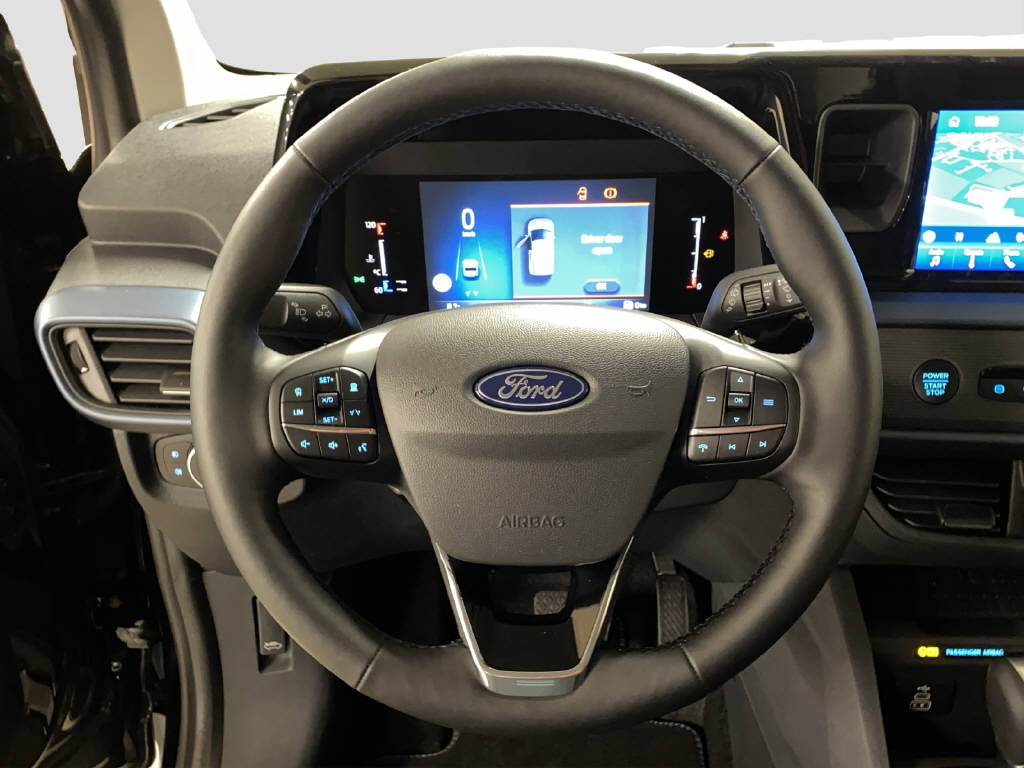 imho8269_2805765 vehicle image