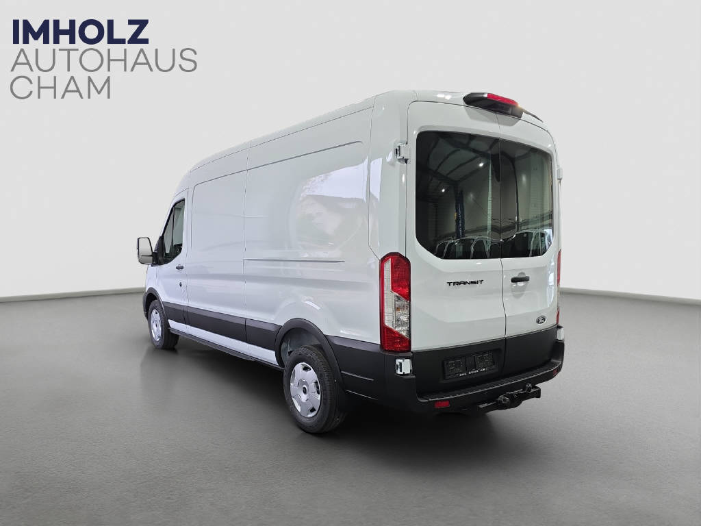 imho8269_2806327 vehicle image