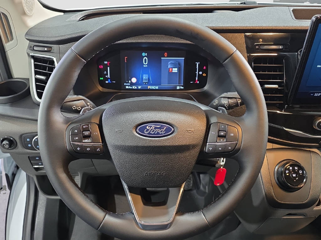 imho8269_2805768 vehicle image