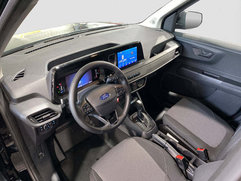 imho8269_2806329 vehicle image