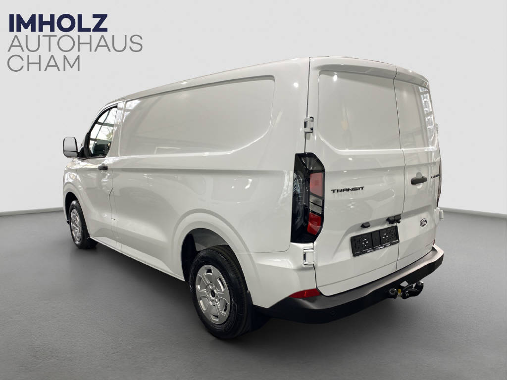 imho8269_2806331 vehicle image