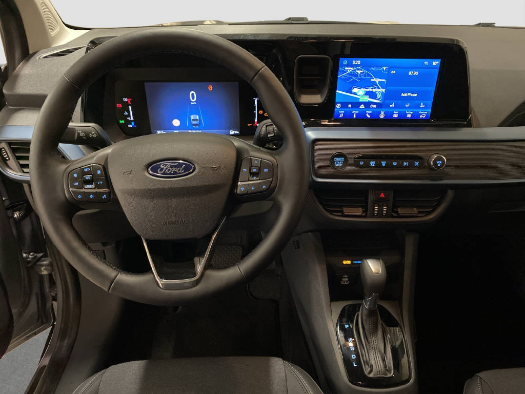 imho8269_2805772 vehicle image