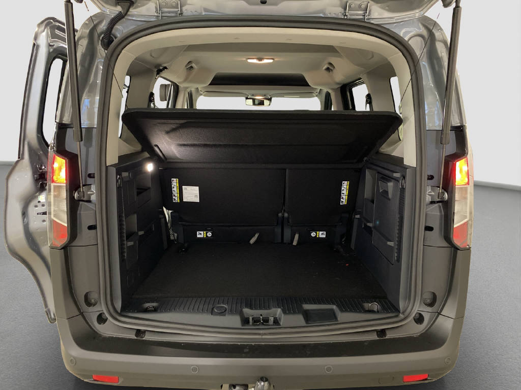 imho8269_2805772 vehicle image