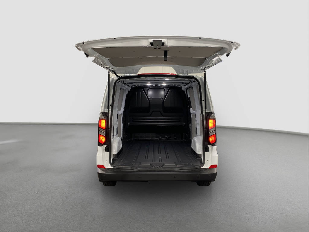 imho8269_2806333 vehicle image