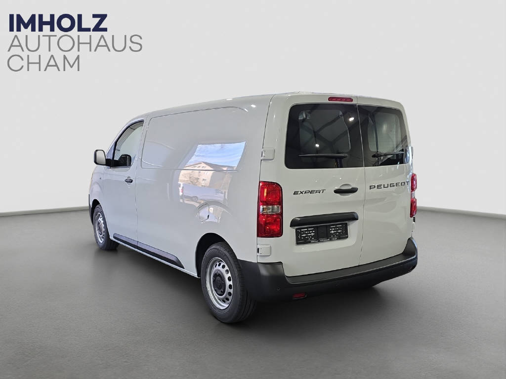 imho8269_2805776 vehicle image