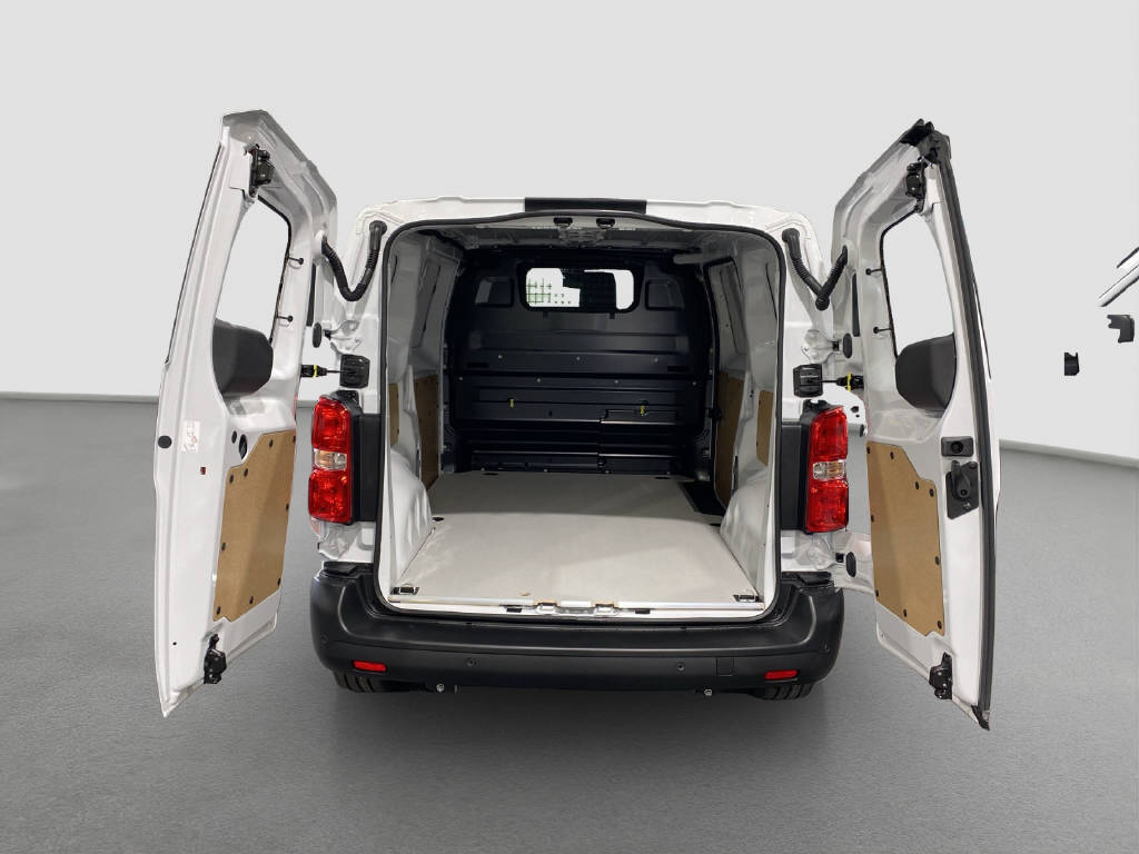 imho8269_2806338 vehicle image