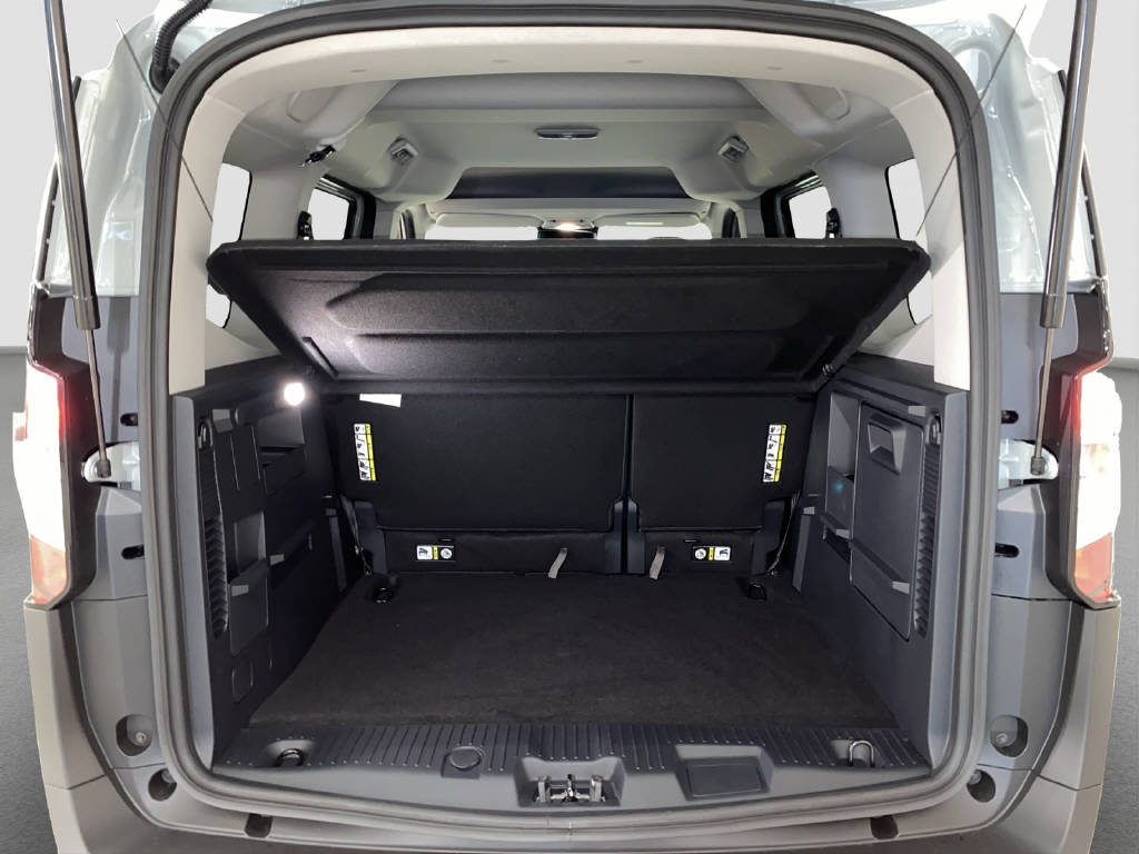 imho8269_2805779 vehicle image