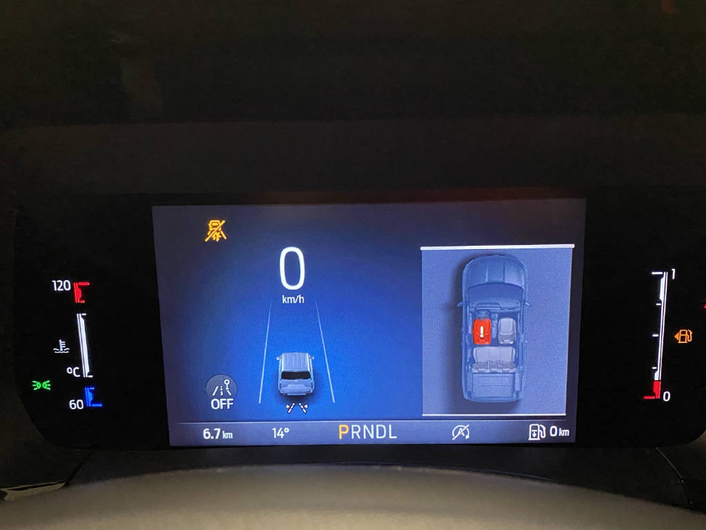 imho8269_2805779 vehicle image