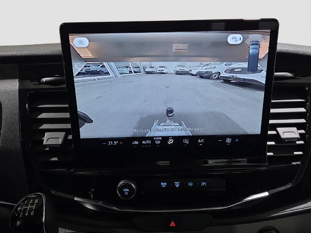 imho8269_2898829 vehicle image