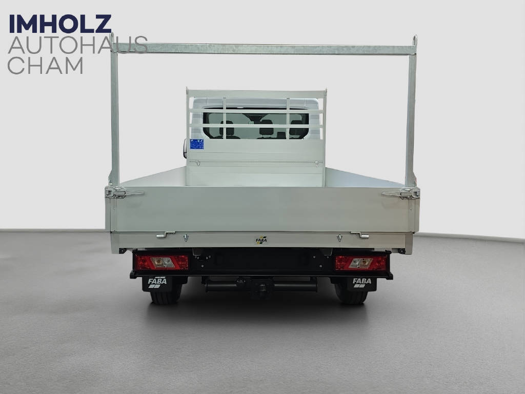 imho8269_2899583 vehicle image