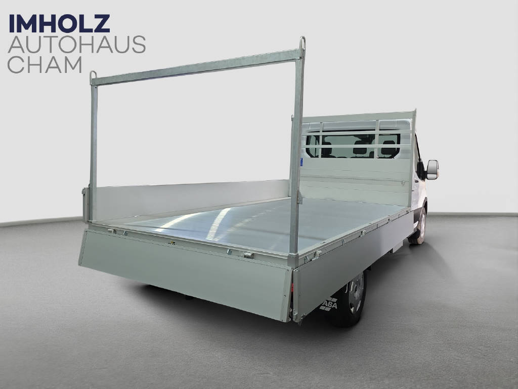 imho8269_2899583 vehicle image