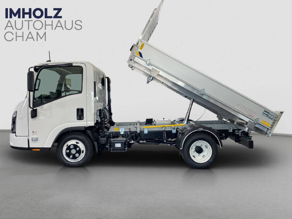 imho8269_2806346 vehicle image