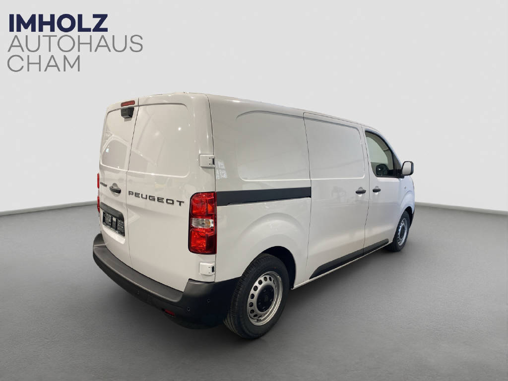 imho8269_2805791 vehicle image