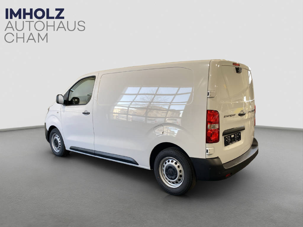 imho8269_2805792 vehicle image