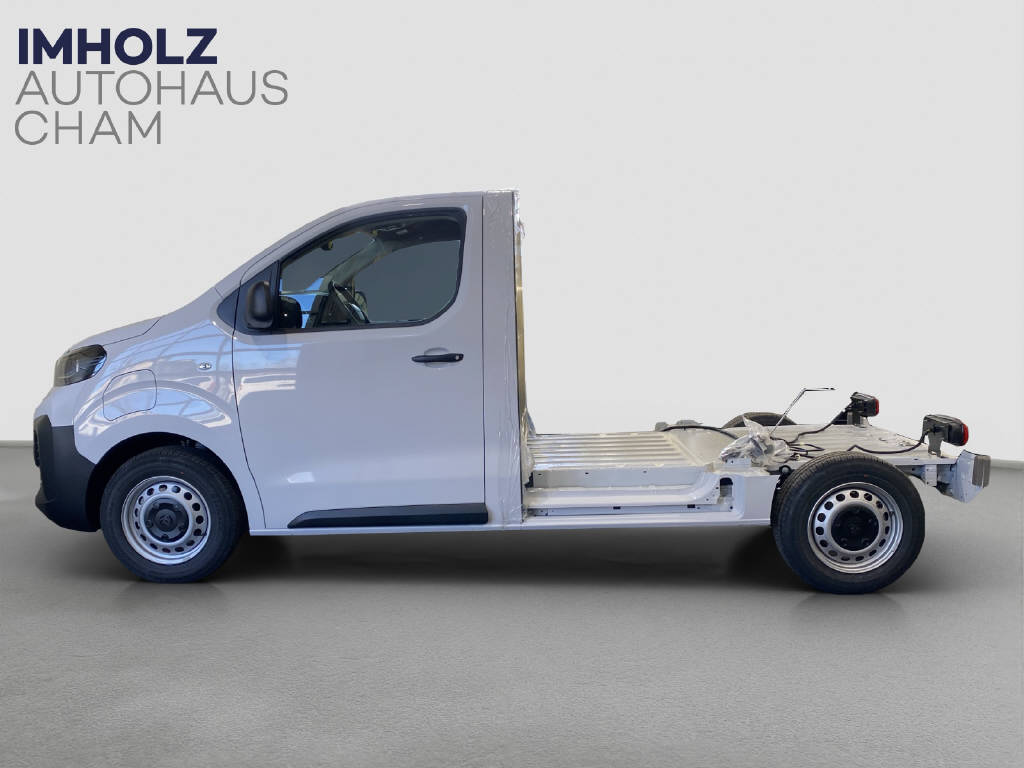 imho8269_2898833 vehicle image