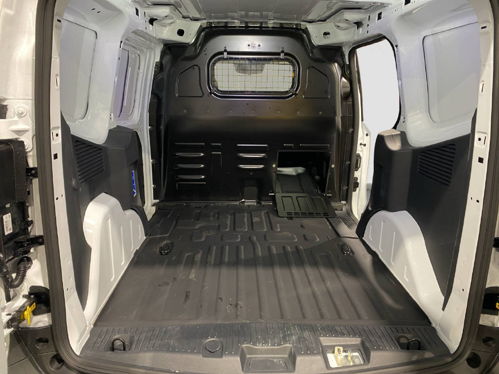 imho8269_2899586 vehicle image