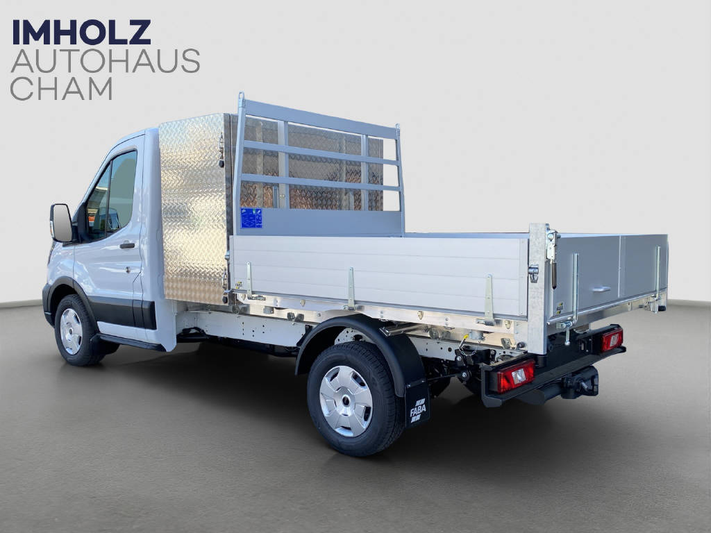 imho8269_2976114 vehicle image