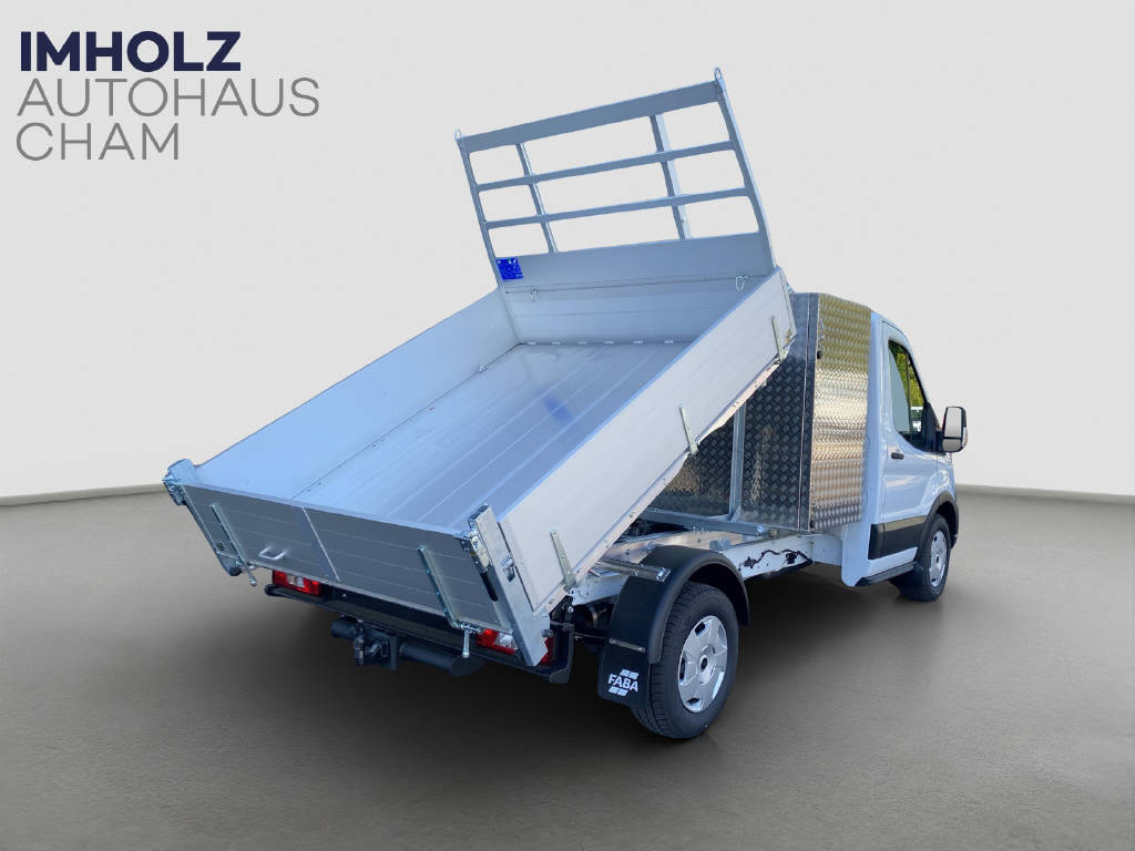 imho8269_2976114 vehicle image