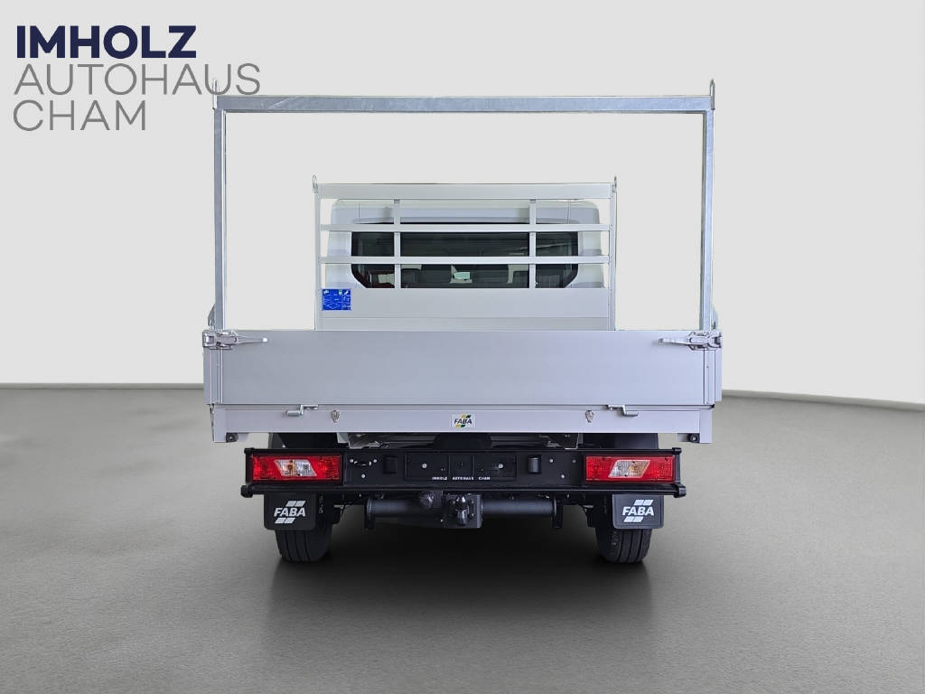 imho8269_2968183 vehicle image