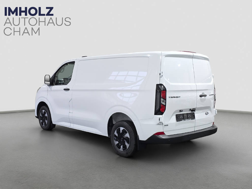 imho8269_2899587 vehicle image