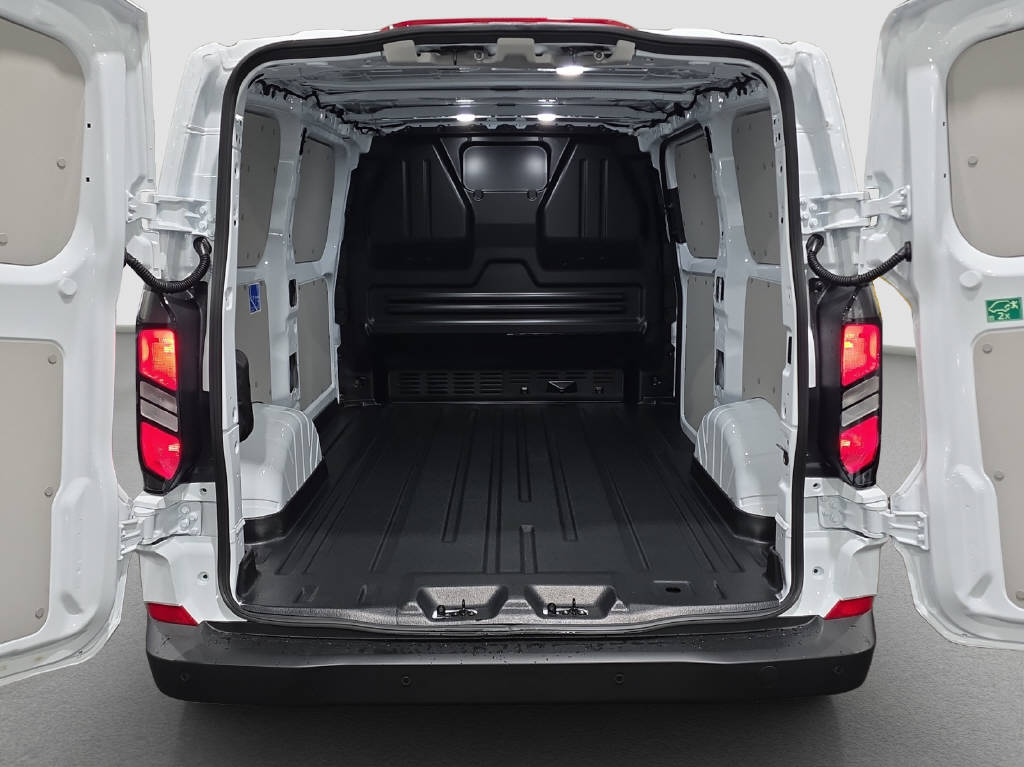 imho8269_2899588 vehicle image