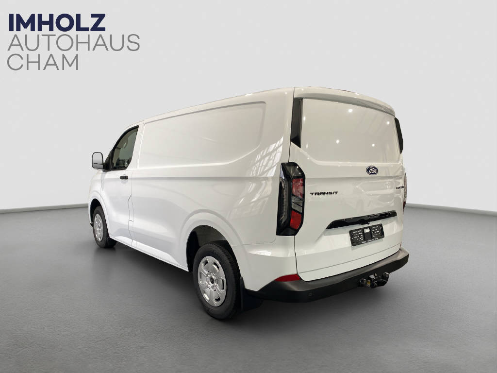 imho8269_2898837 vehicle image