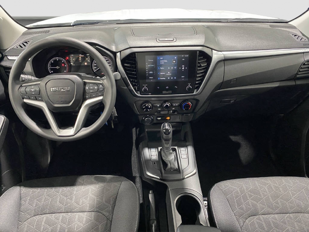 imho8269_2900886 vehicle image