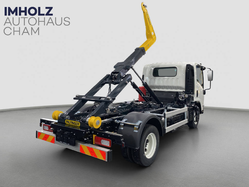 imho8269_2899593 vehicle image