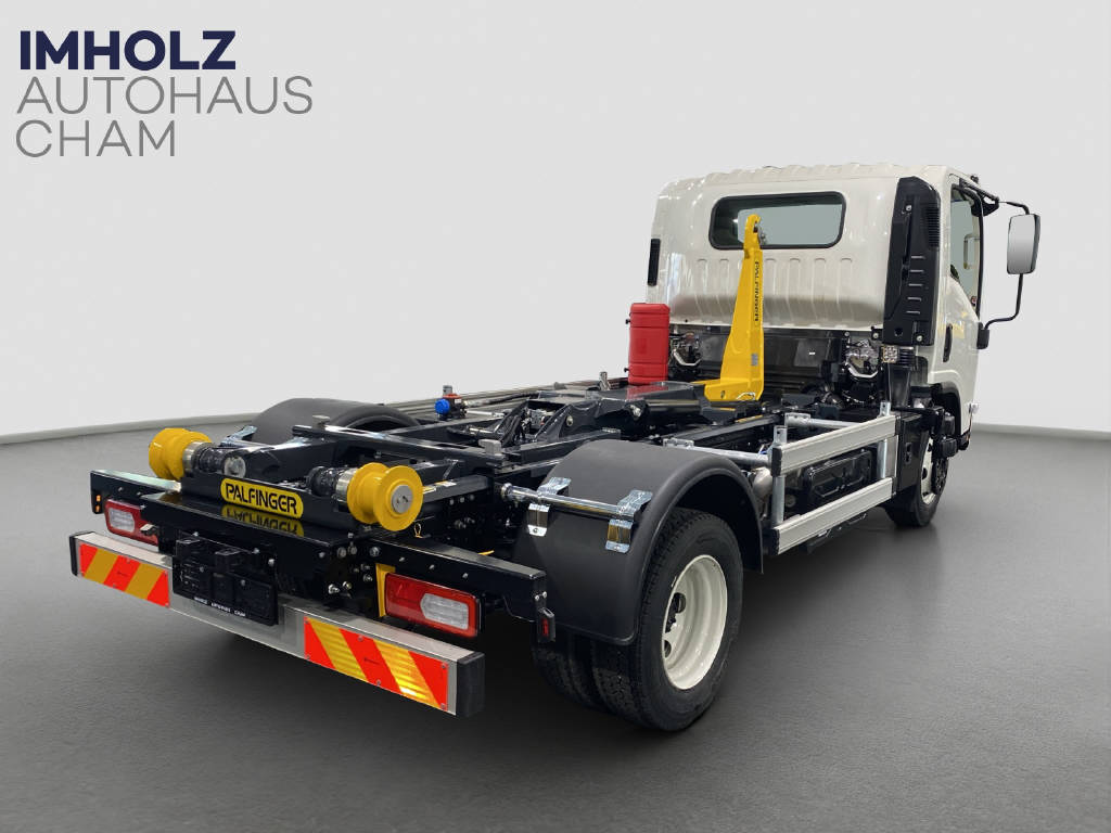 imho8269_2899593 vehicle image