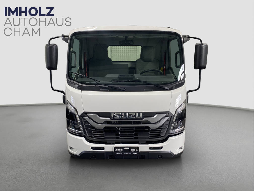 imho8269_2899595 vehicle image