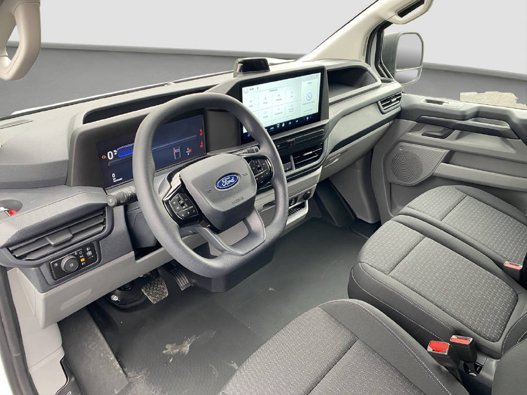 imho8269_2898845 vehicle image