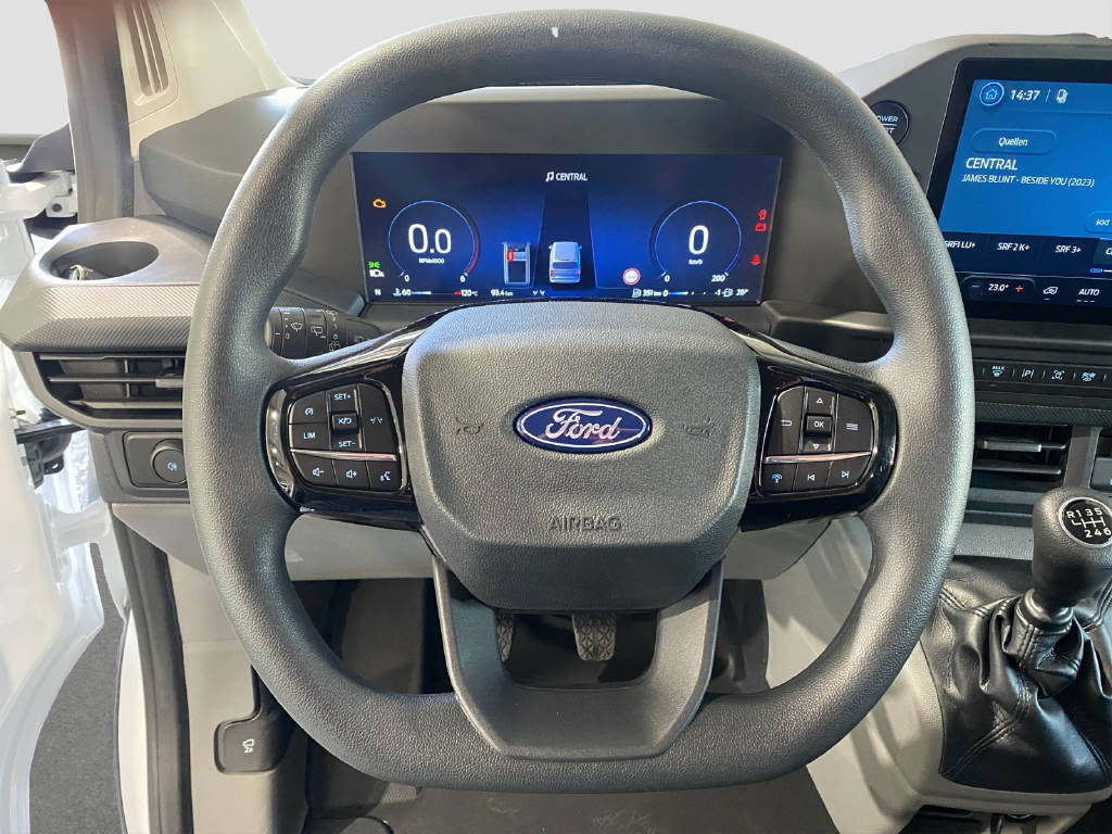 imho8269_2976124 vehicle image