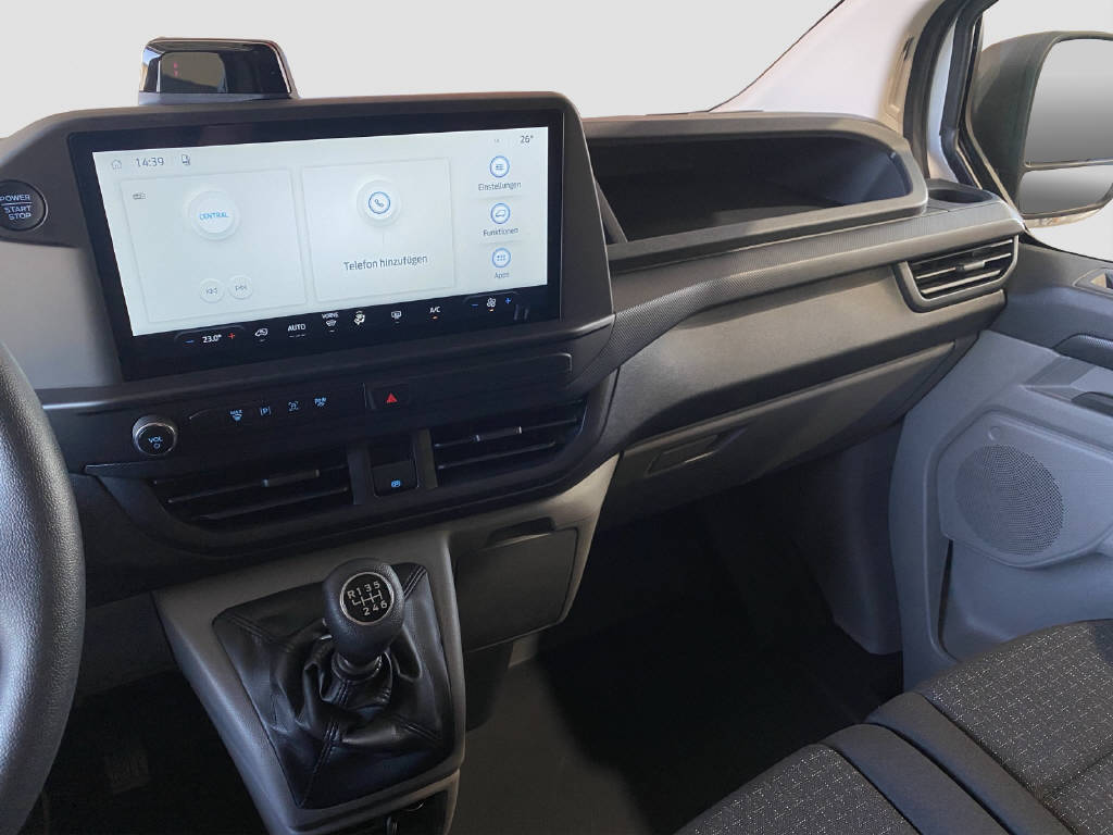 imho8269_2976124 vehicle image