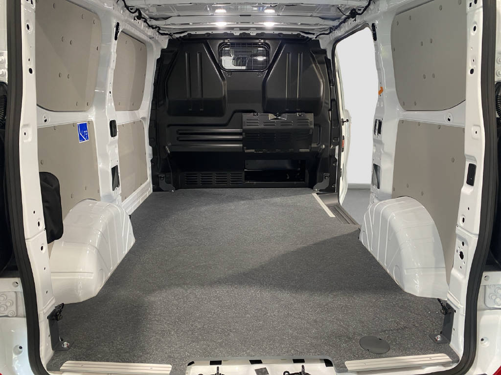 imho8269_2976124 vehicle image