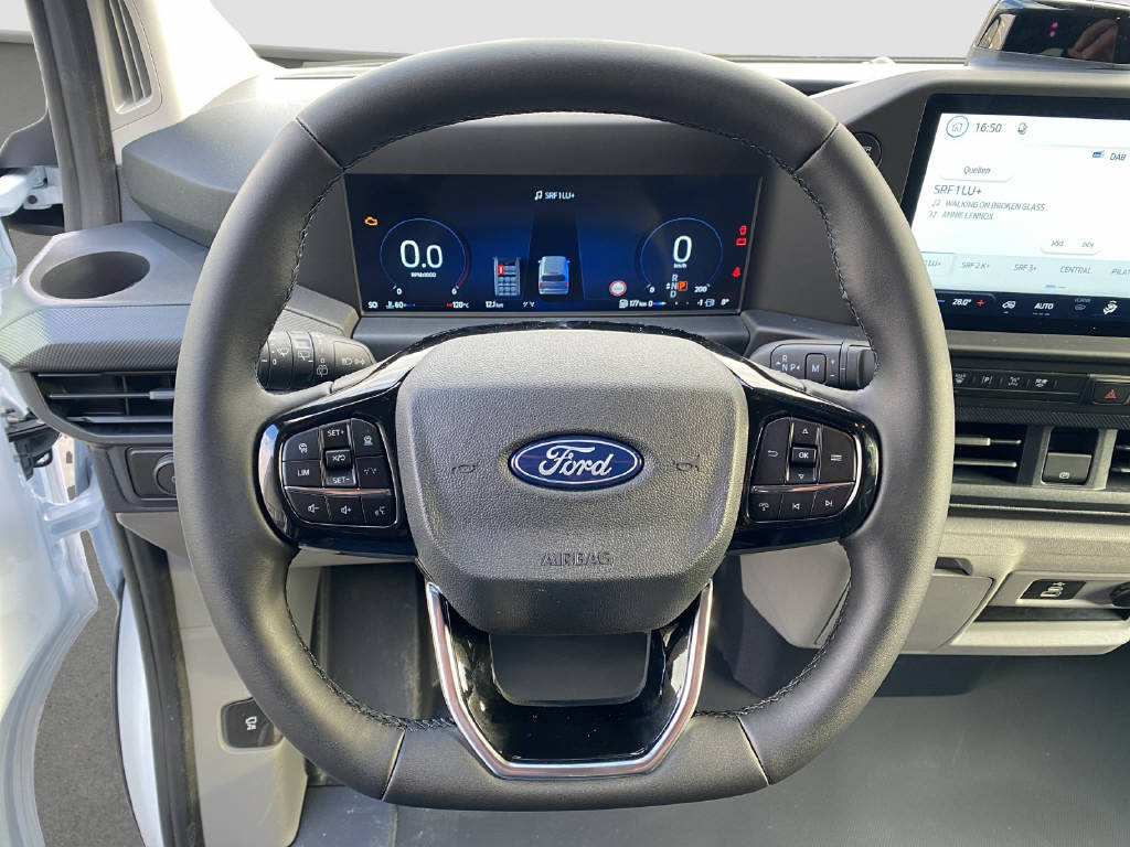 imho8269_2899599 vehicle image