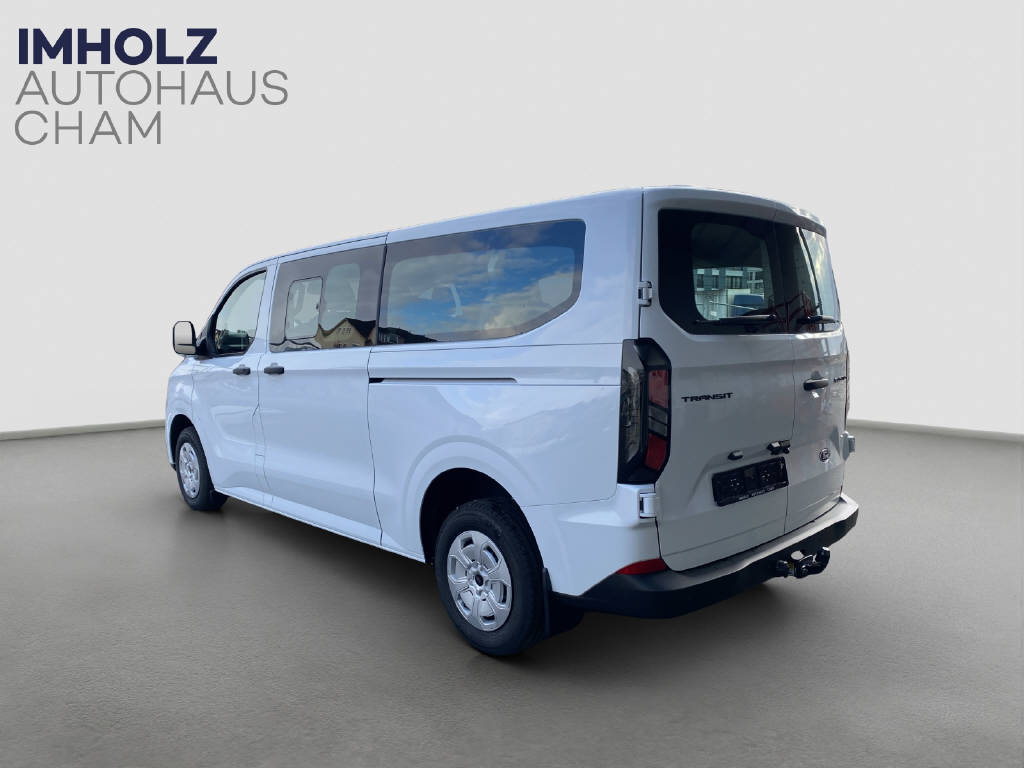 imho8269_2899599 vehicle image