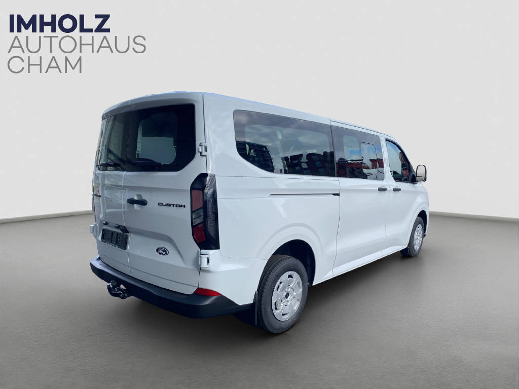 imho8269_2899599 vehicle image